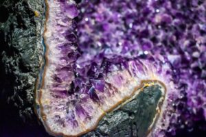 Amethyst Crystal: Complete Meaning, Properties & Healing Guide