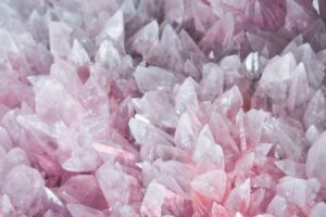 Morganite Crystal: Meaning, Properties & Healing Guide