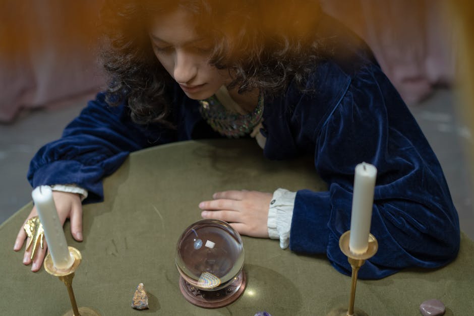 How to use a crystal sphere for scrying meditation and ambient energy